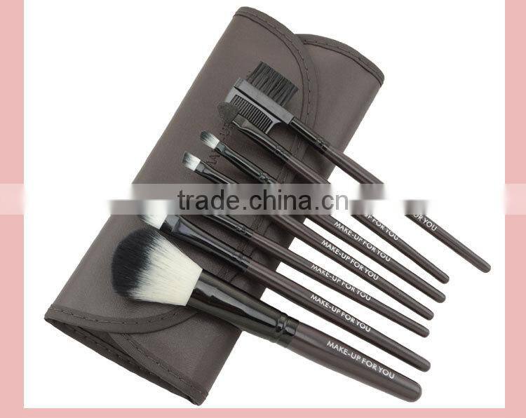 Popular Hot Selling Colorful 7 in 1 Make-Up Brush Set High Quality Comestic Brush With CROCO Bag For Brushes