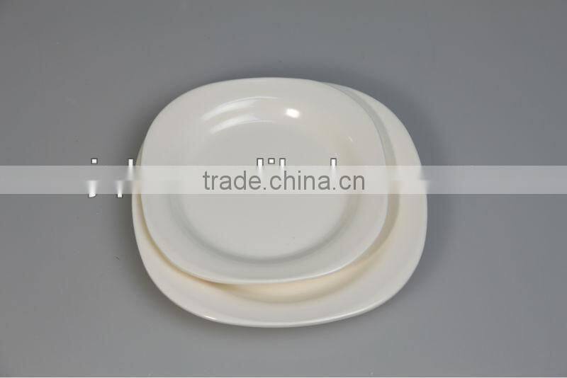 100% Melamine plates
