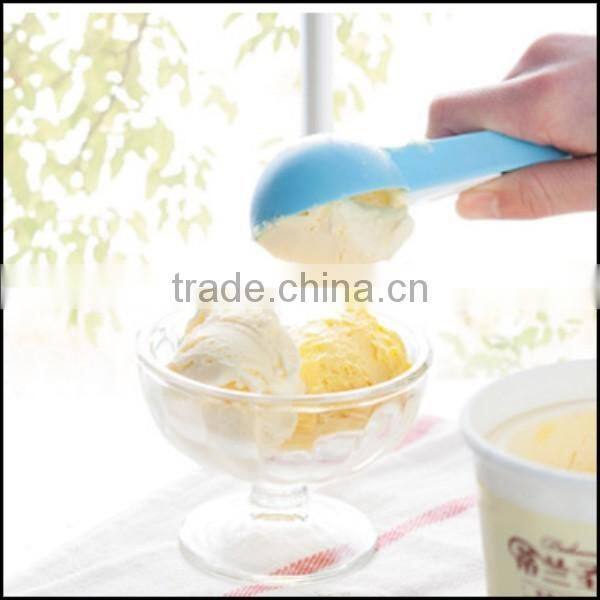 2015 wholesale 100% FOOD GRADE plastic ICE CRAEM plastic spoons,100% FOOD GRADE ICE CRAEM plastic spoons