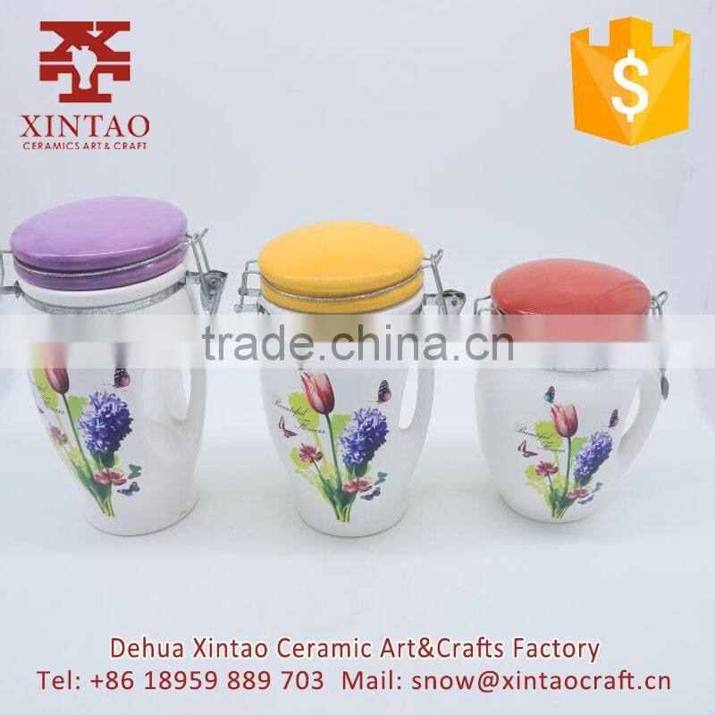 Ceramic creative Lovely red container cookie jar with lid