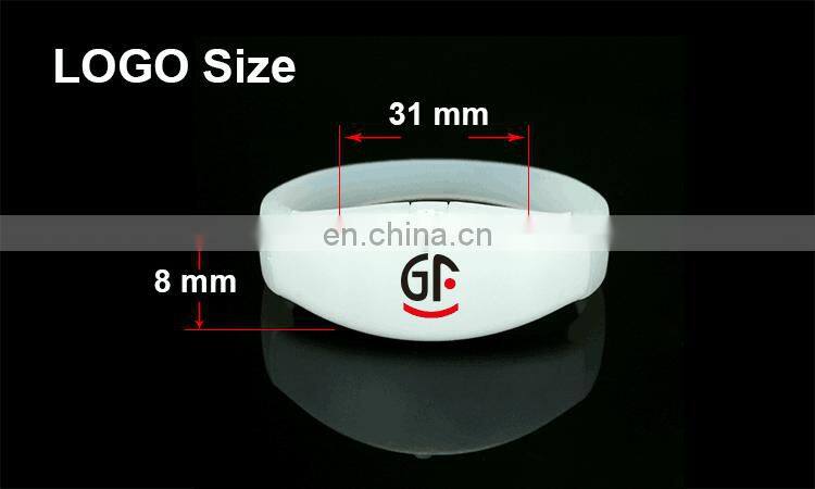 New Year Favor Cheap APP Control RFID Bluetooth LED Flashlight Wristband