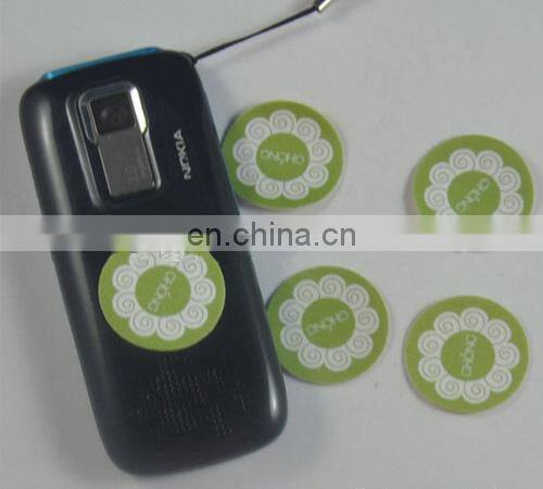 adhesive microfiber sticky screen cleaner