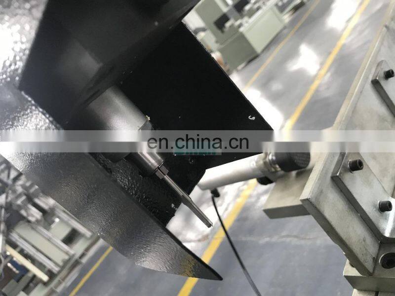 Three Heads UPVC Window Frame Water Hole Milling Machine