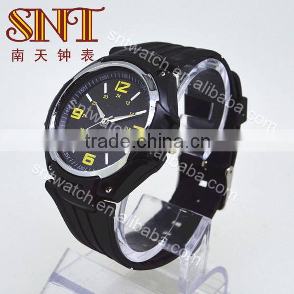 Promotion quartz watch with plastic strap