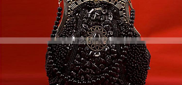 LS-011Wholesale Fashion Pearl Beaded Elegant Cosmetic Bag