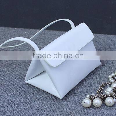 Newest fashion triangle girls pu sling bag