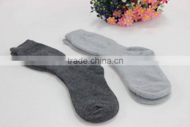 New Men's Business Style Plain Crew Quarter Cotton Socks