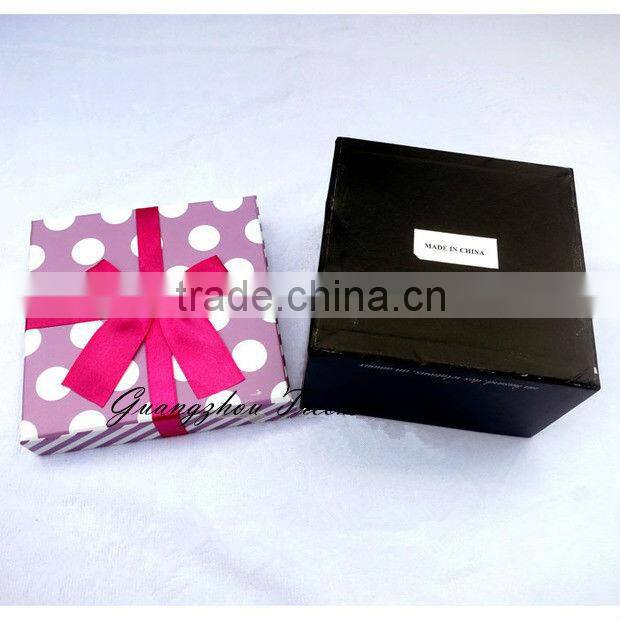Customize packaging and printing paper gift packaging box wholesaler in Guangzhou China