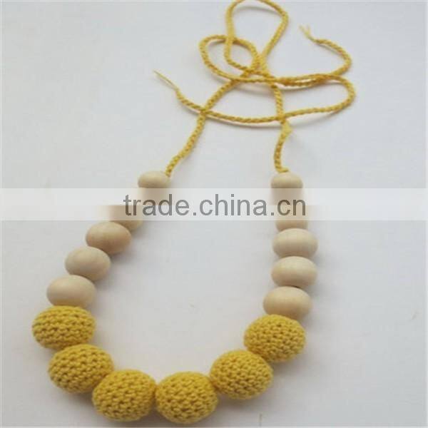 New design Handmade Crochet round-shaped wood Beads necklace