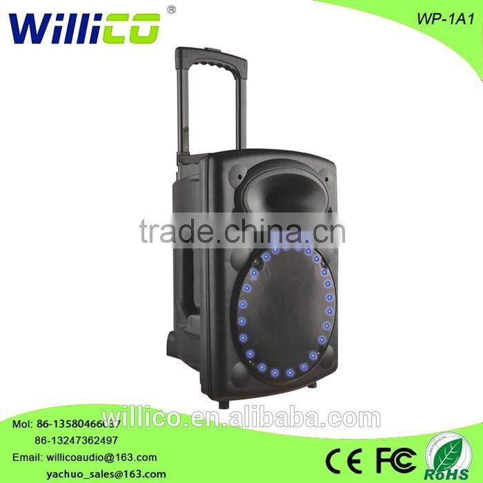 2015 best creative portable big bass subwoofer plastic speaker with color light