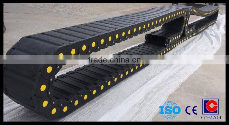 closed type flexible nylon cable carrier
