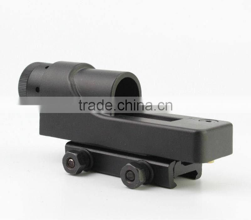 Tactical red dot sight with light sensor control switch