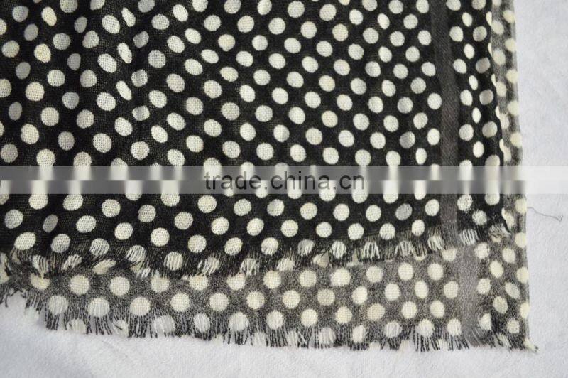 Fashion top popular ladies printed dot acrylic mixed cashmere shawl for winter