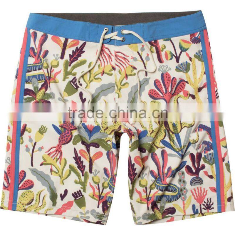 Hot New Summer Mens Surfing Diving Shorts Eco-Friendly Fabric Quick-Drying Active Short Recycled Polyester Spandex Stretchy Mate