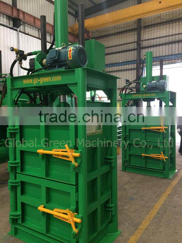 Small Vertical Hydraulic Baling Machine for plastic and cotton