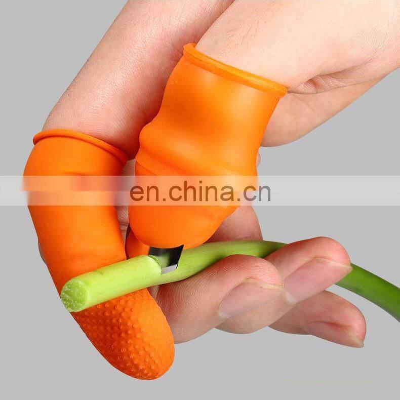 Finger Protector Silicone Thumb Knife Protector Gears Cutting Vegetable Harvesting Knife Pinching Plant Blade Scissors Gloves