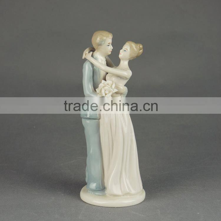 High Quality Event Supplies Bride and Groom Ceramic Figurine Cake Topper for wedding Party Table decoration-BY-TOP4