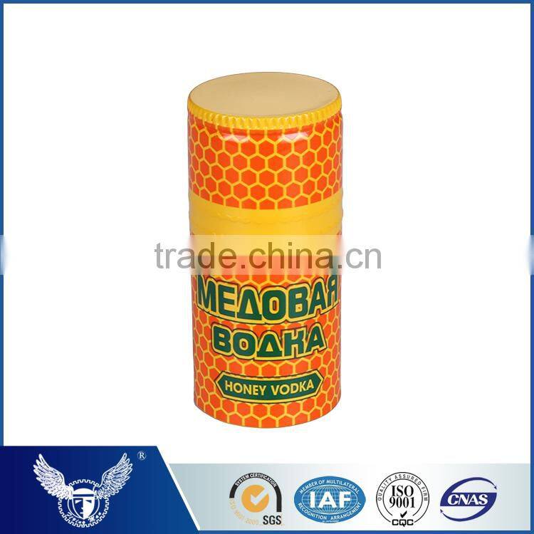 Plastic bottle cap for vodka whisky bottles