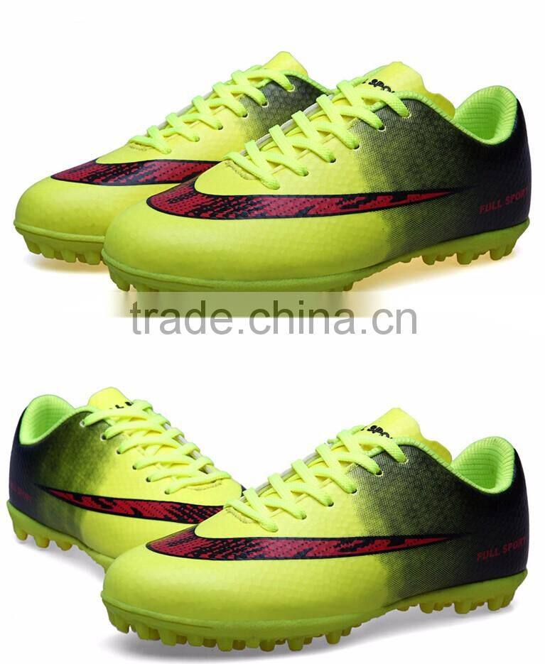 Hot Selling Soccer Shoes New Cool Breathable Men Football Shoe