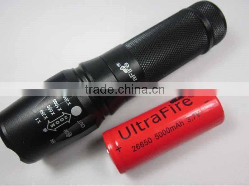 CREET6 zoomable led flashlight 18650 or 3XAAA battery