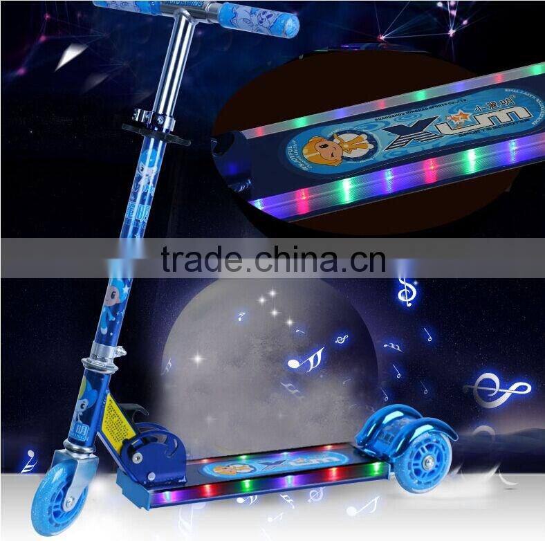 Cool double wheel pedal kick skateboard with LED light and mosic