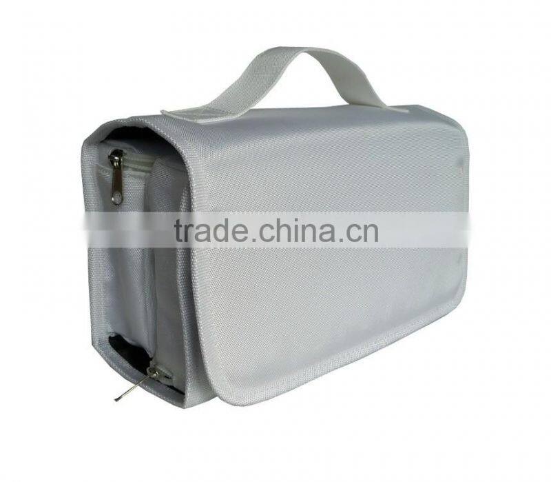 2016 latest design polyester fashion travel wash bag toiletry bag for unisex.