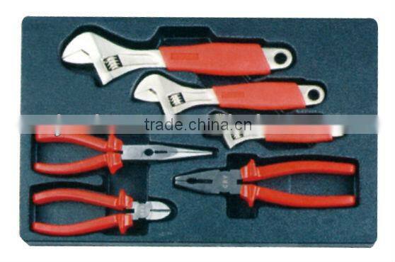 Tool Cabinet with tools