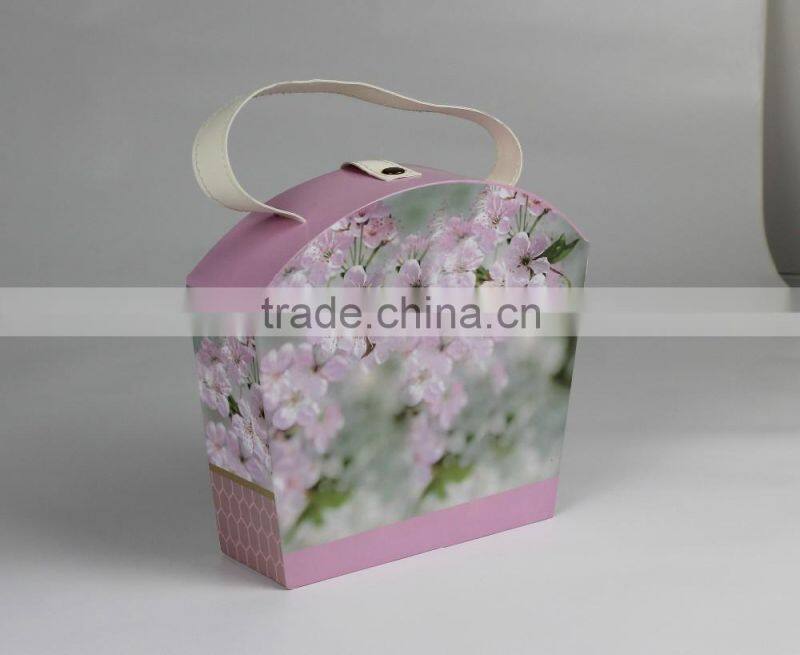 Luxury Fashionable Portable cosmetic box packaging