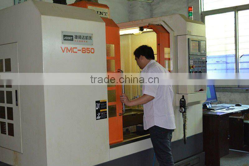 Froggie shape smlie face silicone turner with nylon head