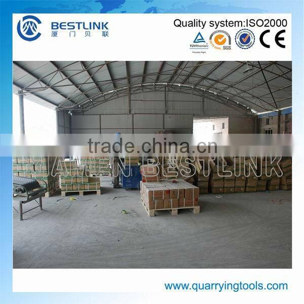 Soundless expansive cement