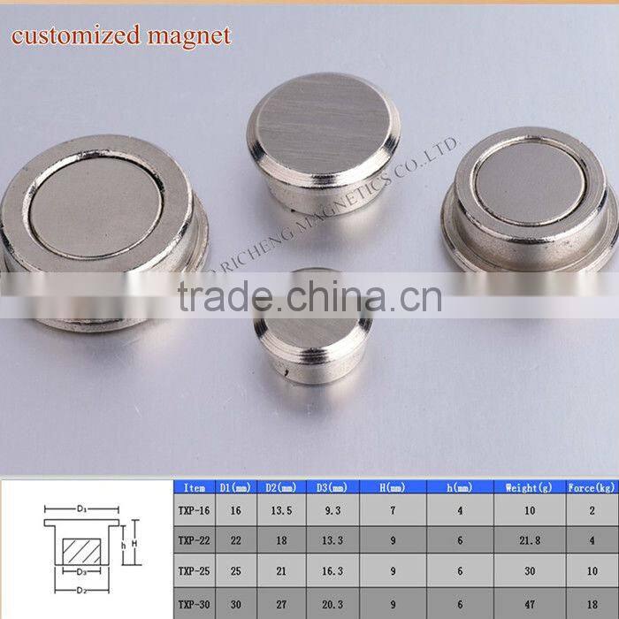 Powerful ferrite pot magnet with hook