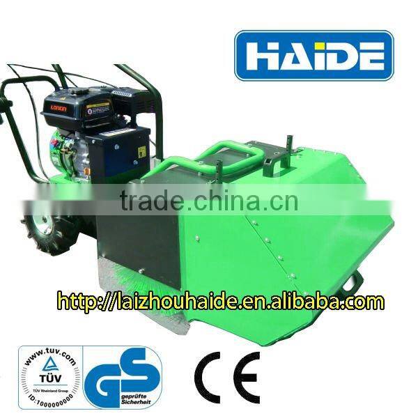 CE Certification and Floor Sweeper Machine Type SWEEPER/Pastic Material and Gasoline/Petrol Fuel tow road sweeper