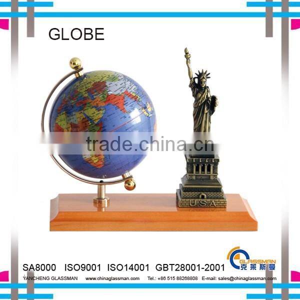 YGL1601-EFFEL plastic deskpot globe with wood base