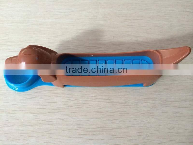 Hot new design Kitchen convenient funny tools plastic slice,Mini Food Hot Dog Slicer/hot dog cutter,Sausage slicer