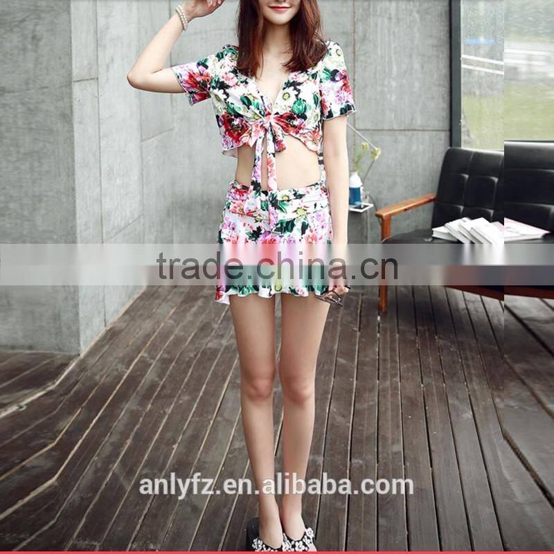 Sexy women's deep v-neck ruched sides sunflower-print self-tie halterneck swimsuit