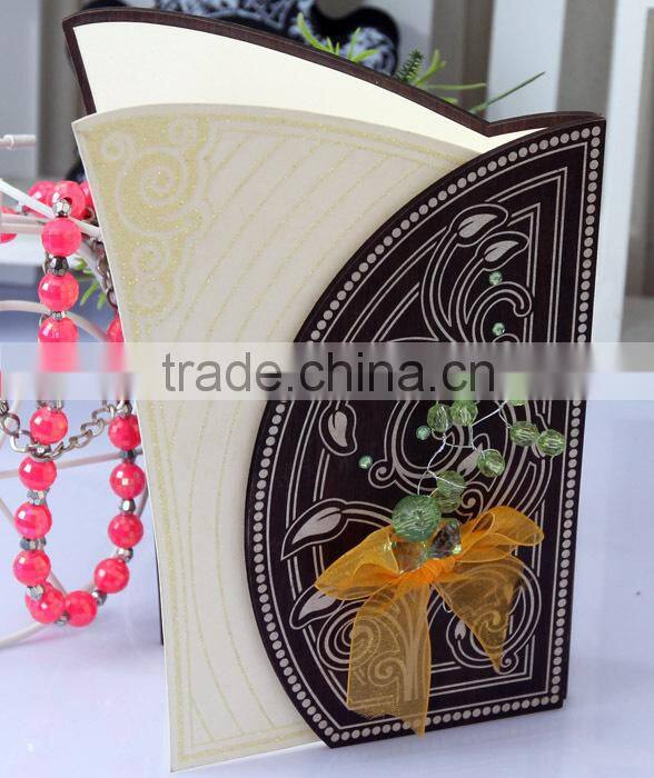 2016 Hot Sale Customized Love Design Wood Wedding Invitation Card with Ribboon