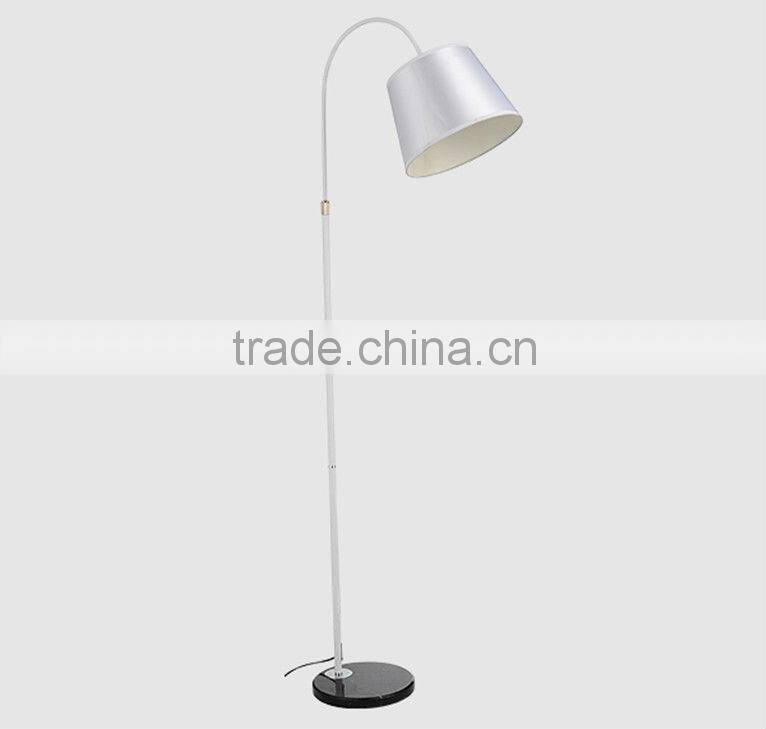 There are different elegant styles and colors led floor lamp choosing