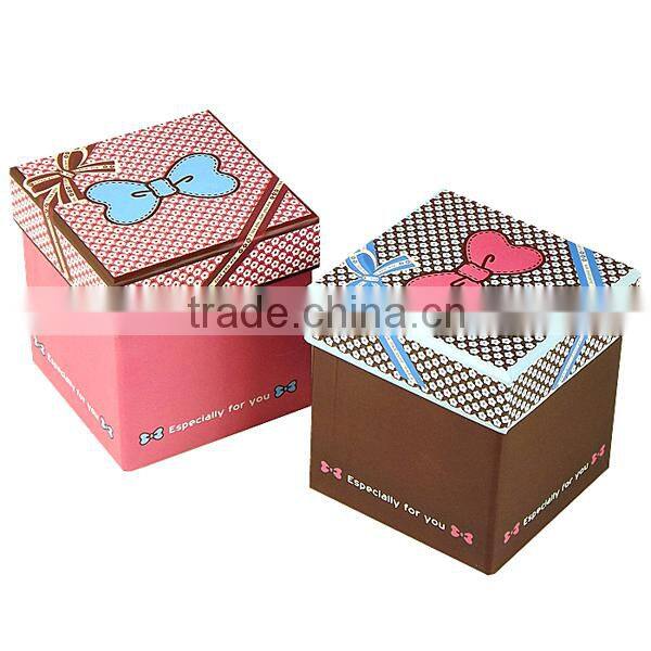 Watch and Scarf Paper Gift Box ribbon