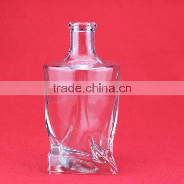 Various capacities 500ml helerogenic bottle spirited bottles the wood shape bottles