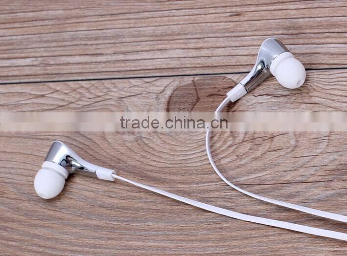 MP3 MP4 player High Quality Cheap Earphone With MIC
