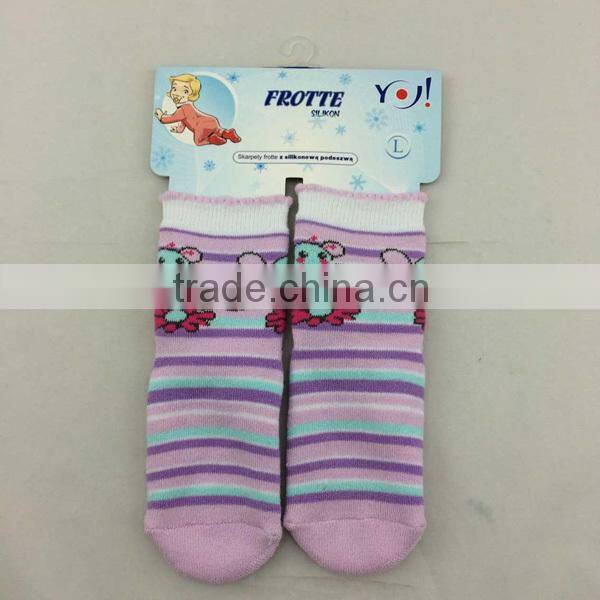 GSBT-10 cute and nice velcro cotton girl infant baby socks with toy