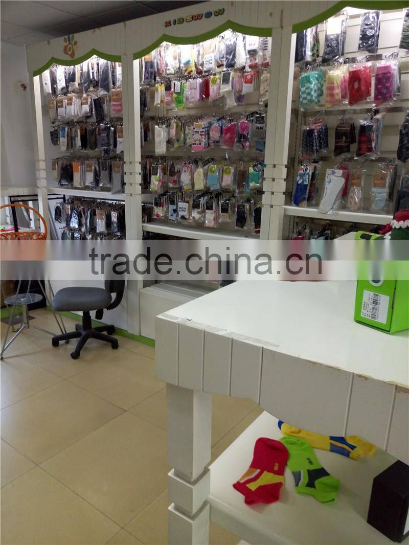 OEM company provide argyle design printed socks custom socks wholesale