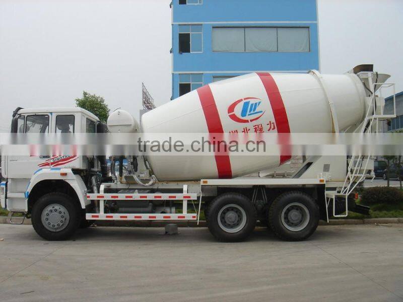 SINOTRUK 6X4 mixer truck with 10cbm capacity for sale