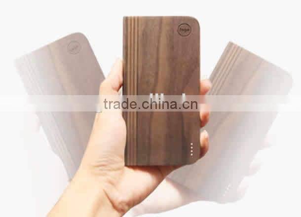 5500mAh Portable Wooden Power Bank
