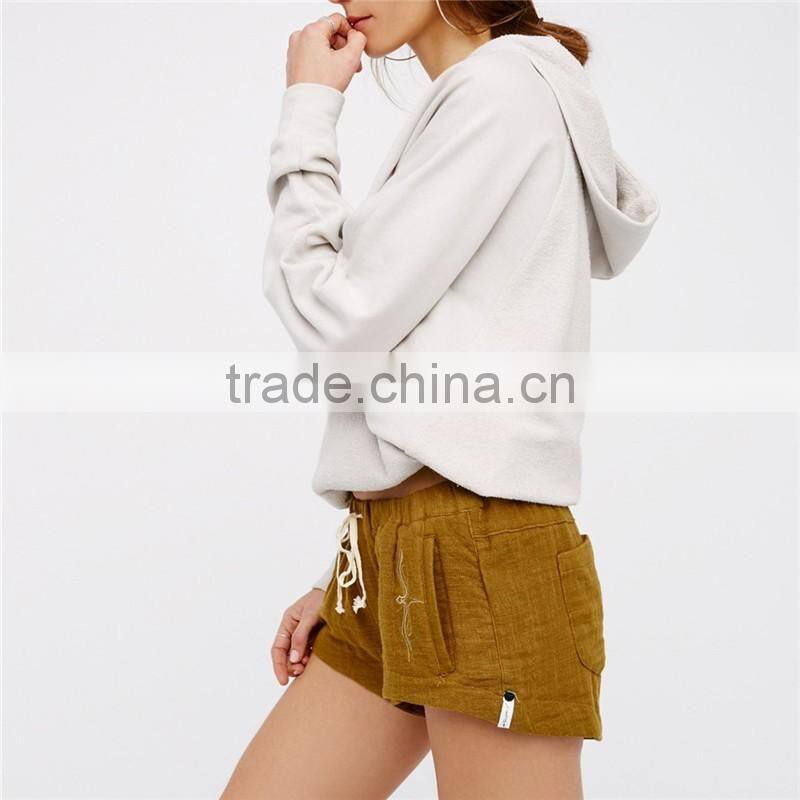 2017 hot sale hot sexy embroidery cotton linen shorts