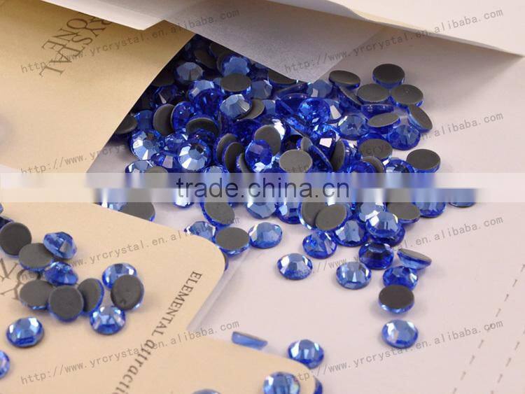 Round shape light sapphire color with silver foiling flat back hotfix strass
