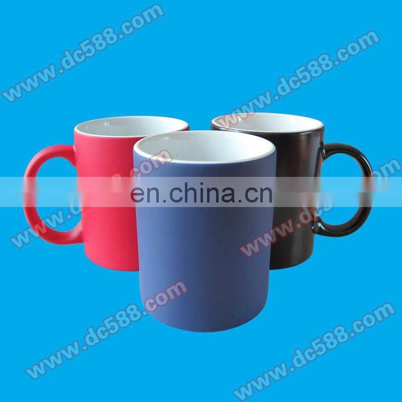 Heat sensitive color changing magic mugs with coating for sublimation printing