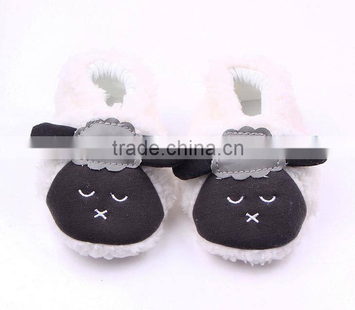 2015 autumn and winter baby shoes the new style of coral velvet lamb does not fall shoes baby toddler shoes