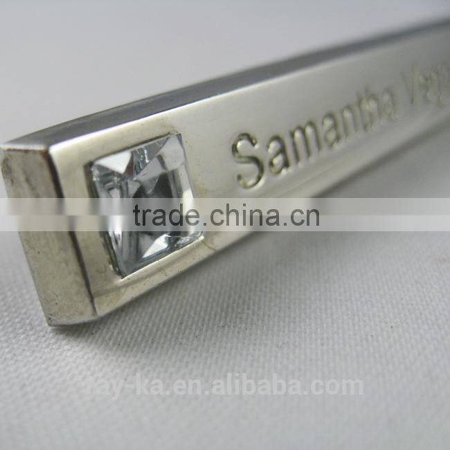 brand name labels for clothing