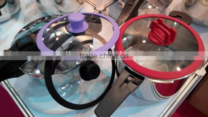 2014 hot selling silicone suction lids cover